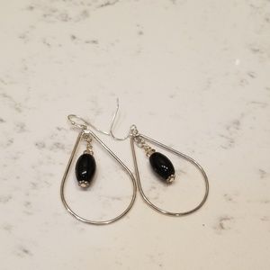 3 for $20 💎Dangling bead and hoop earrings